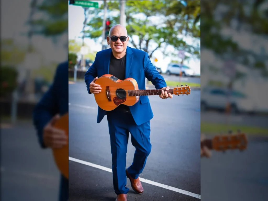 Harold Kama Jr. live music performance at Waiʻoli Lounge Hilo